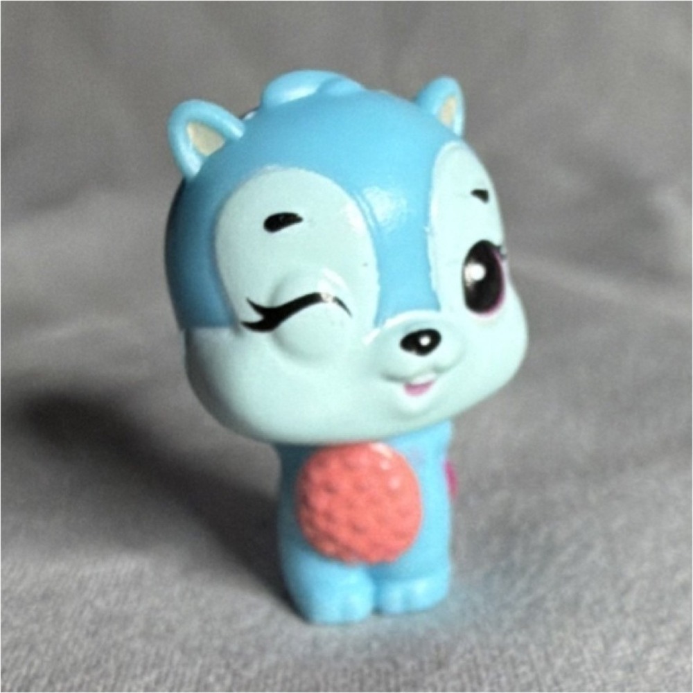 Littlest Pet Shop Squirrel Figure 71127CFT Blue Animal 2019 4-7 Years Age Range
